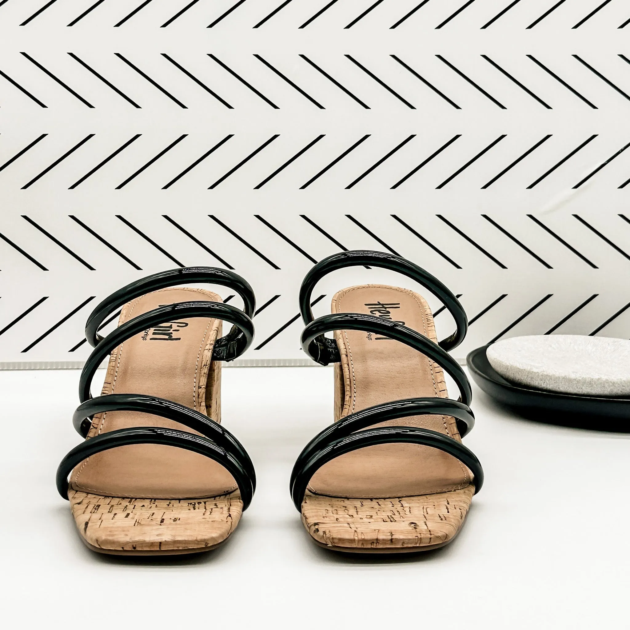 Dreamy Heeled Sandal in Black