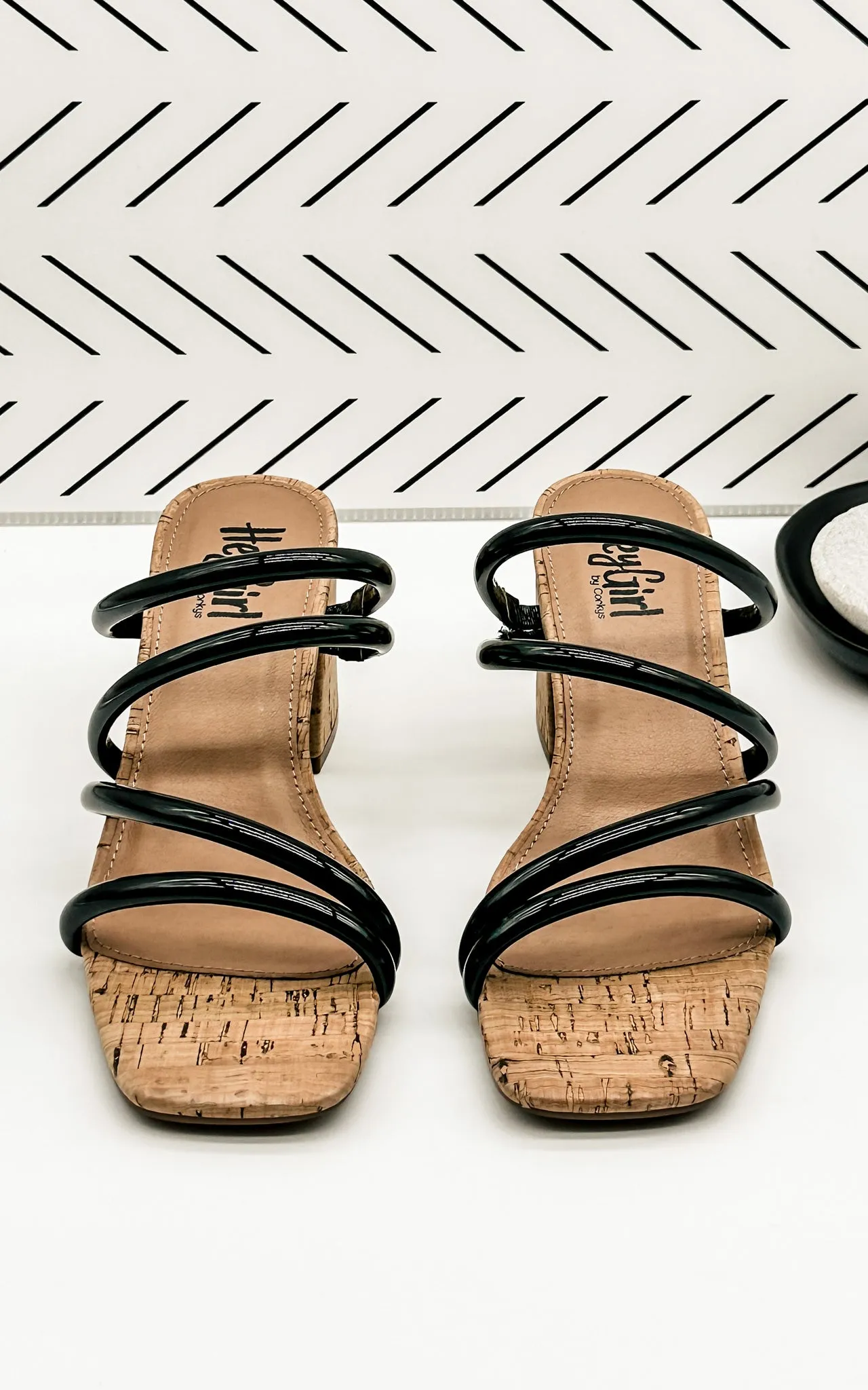 Dreamy Heeled Sandal in Black