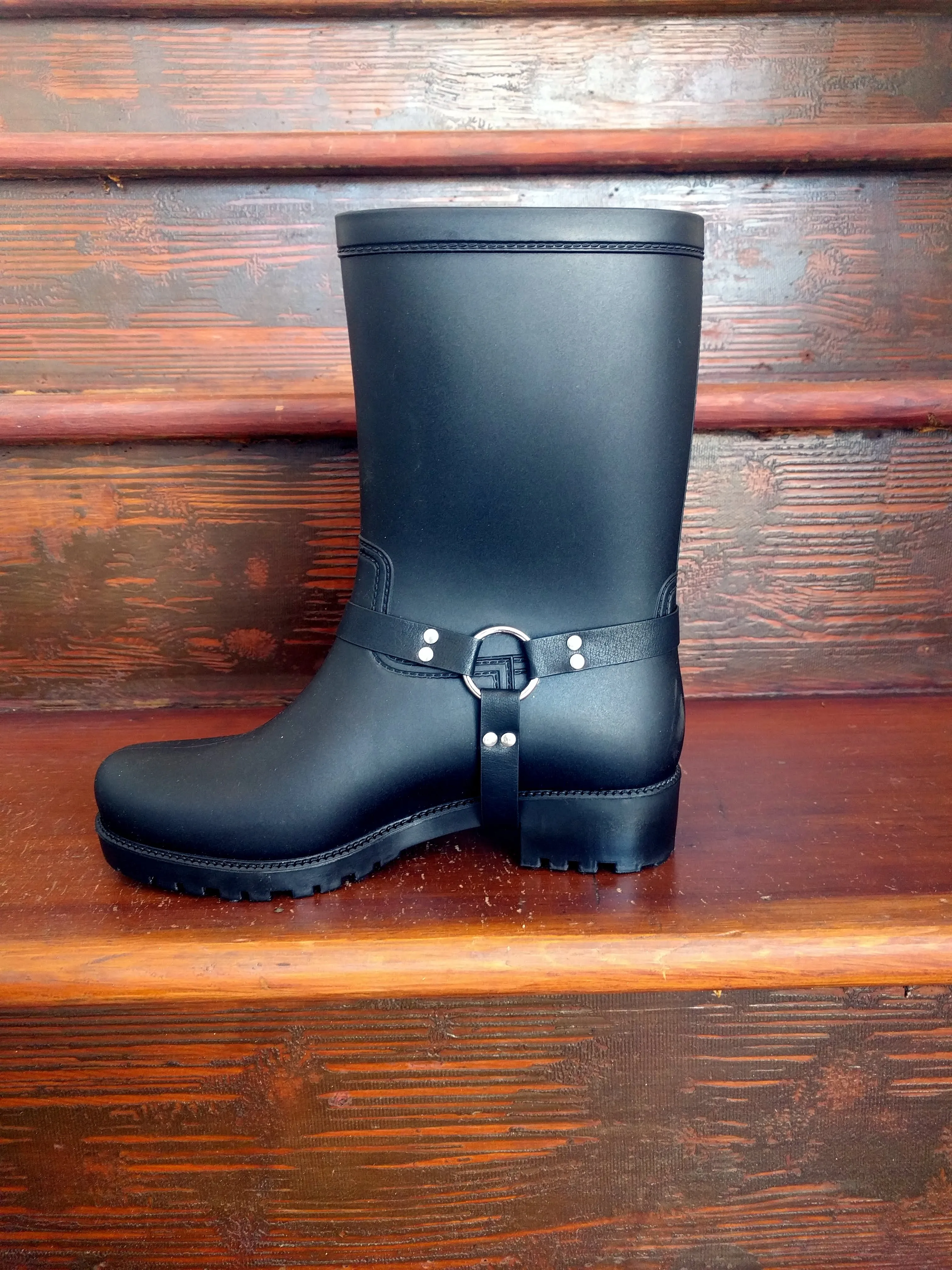 Exposure Sybil Rainboot