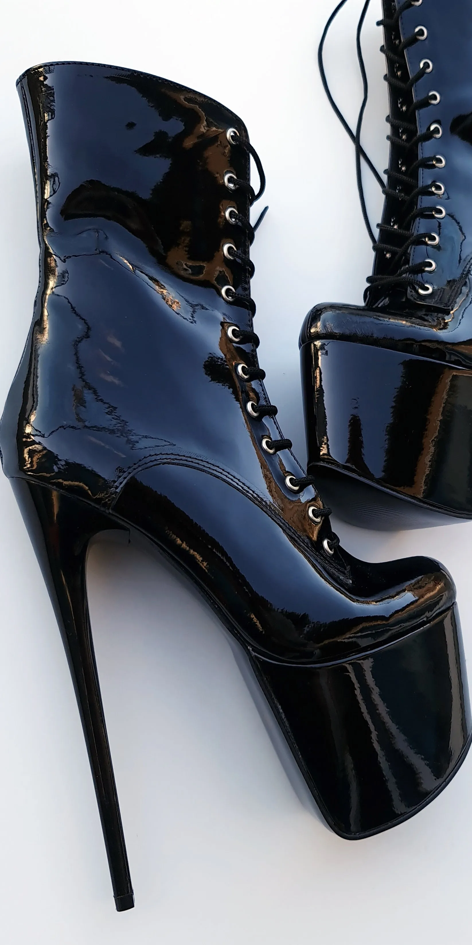 Full Black Gloss Pencil High Hell Lace Up Boots