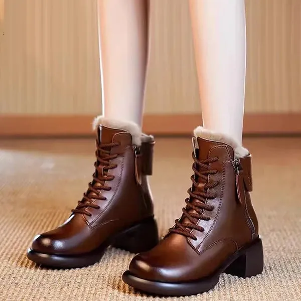 Jorja - Vintage Martin Boots