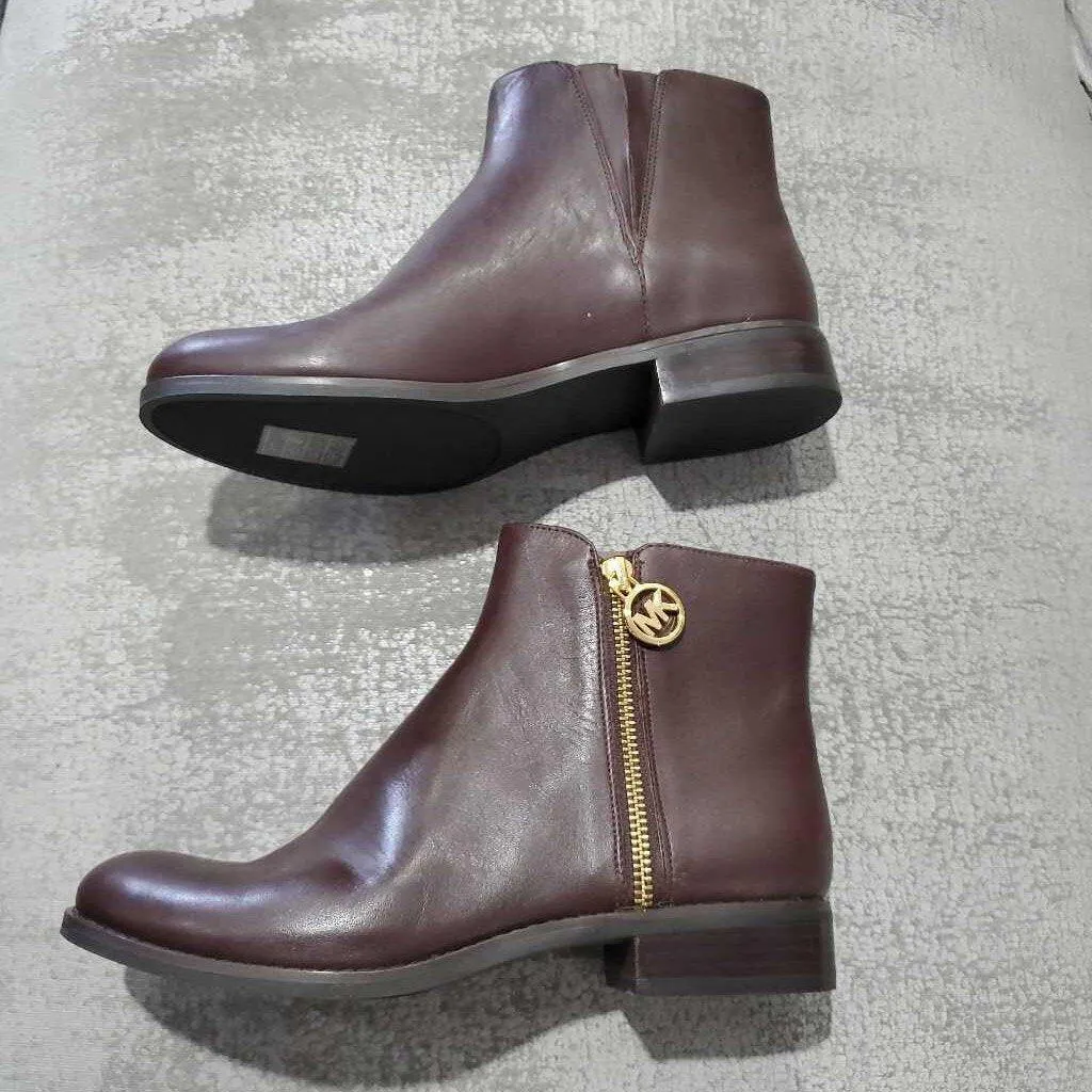 Michael Kors Boots 6.5