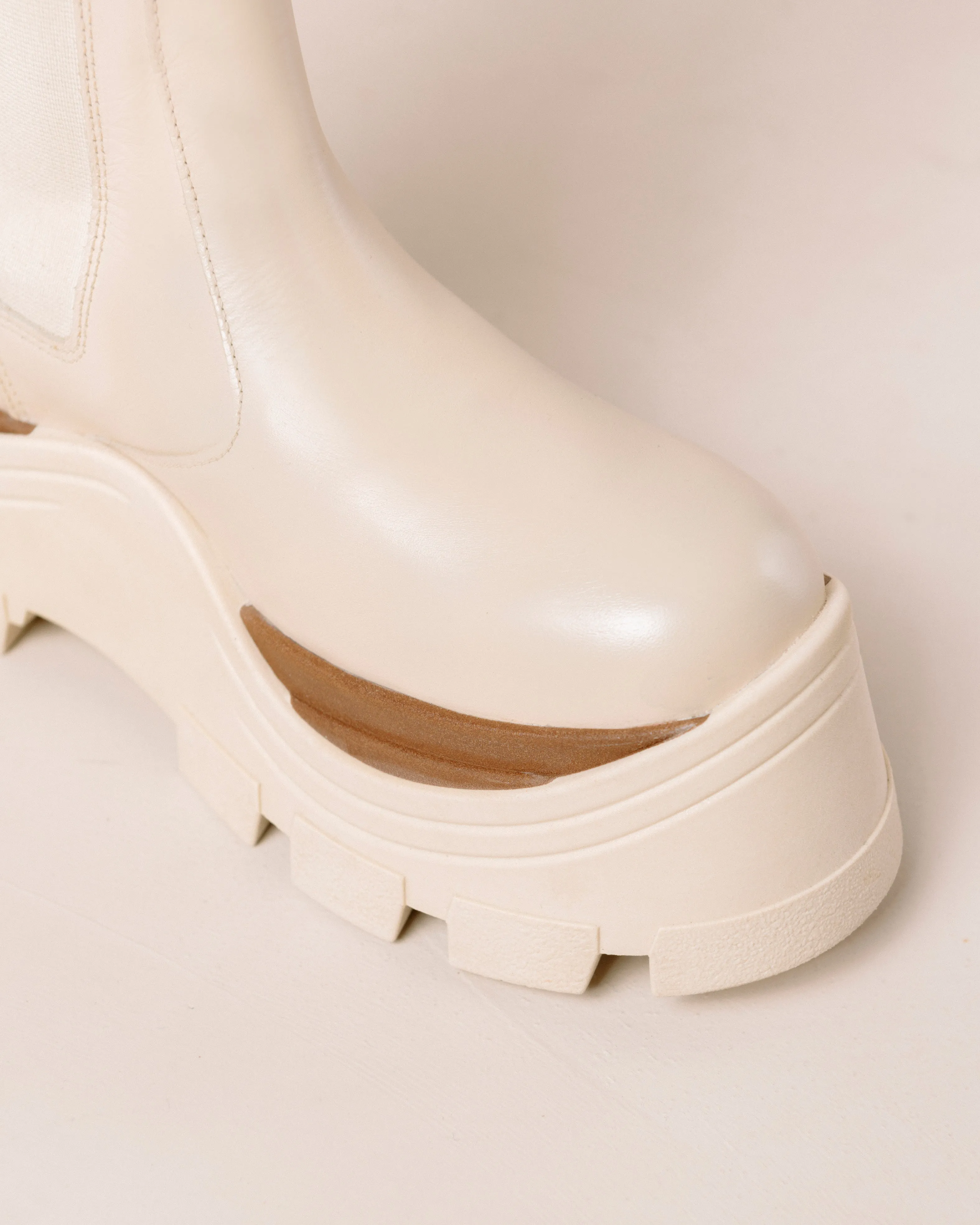 Roxie Marcona Cream Boots